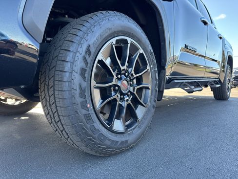 Used 2023 Toyota Tundra Limited w/ TRD Off-Road Package AWD/4WD image 18