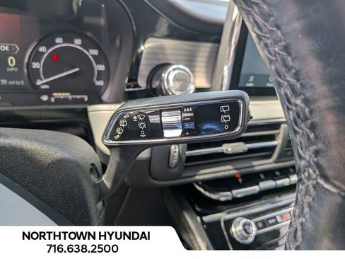 Used 2020 Lincoln Corsair Reserve w/ Equipment Group 201A image 28