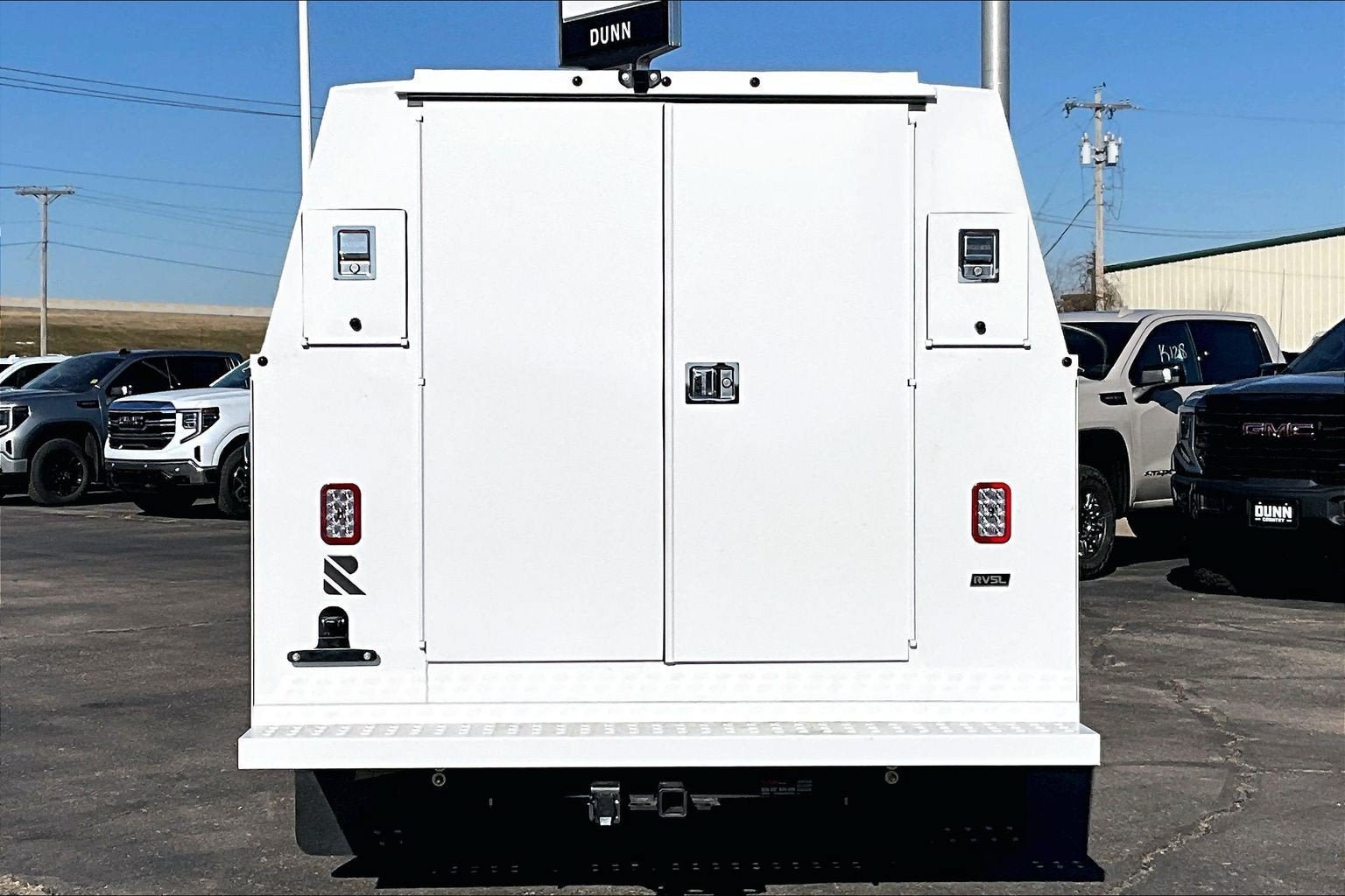 New 2025 Chevrolet Express 3500 RWD image 4