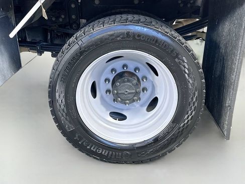 Used 2026 Ford F450 Platinum AWD/4WD image 34