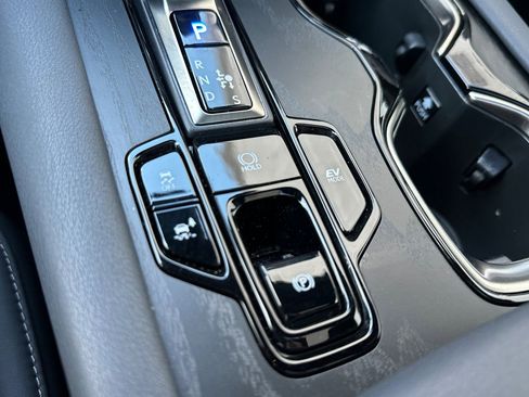 Certified 2025 Lexus RX 350h image 39