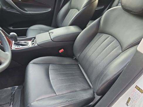 Used 2016 INFINITI QX50 AWD w/ Technology Package image 15