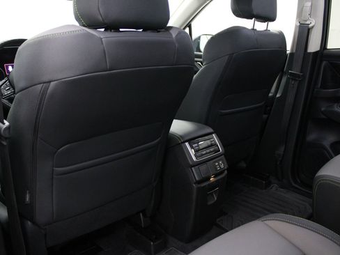 Used 2024 Subaru Ascent Onyx Edition AWD/4WD image 16