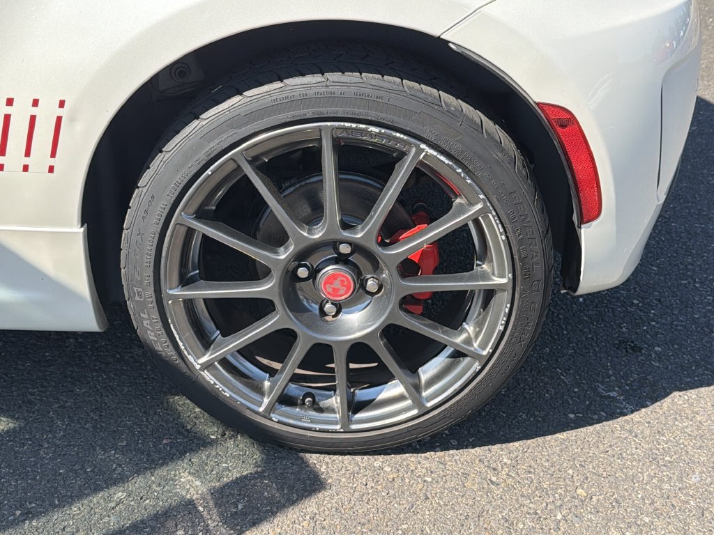 Used 2019 FIAT 500 Abarth w/ Popular Equipment Package FWD image 27