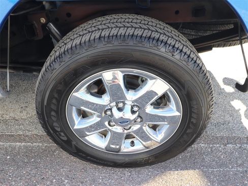 Used 2014 Ford F150 XLT w/ XLT Chrome Package image 10