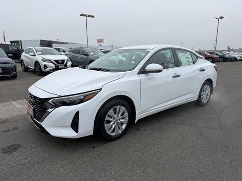 New 2025 Nissan Sentra S image 3