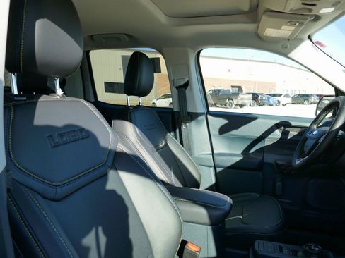 New 2026 Ford Maverick Lobo image 9