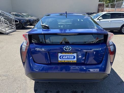 Used 2016 Toyota Prius Two FWD image 6
