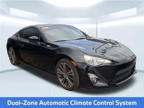 Used 2014 Scion FR-S Monogram Series image 4