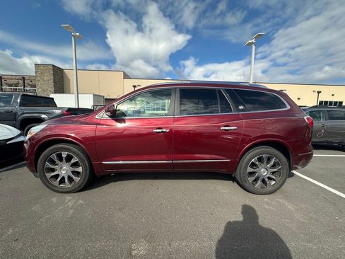 Used 2017 Buick Enclave Premium w/ Experience Buick Package image 3