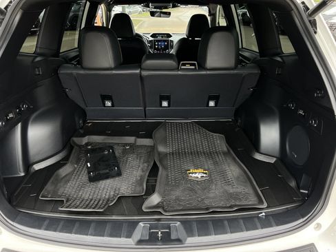 Used 2024 Subaru Forester Wilderness w/ Convenience Package AWD/4WD image 29