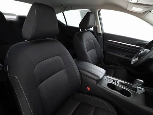 Used 2022 Nissan Altima 2.5 SV image 21