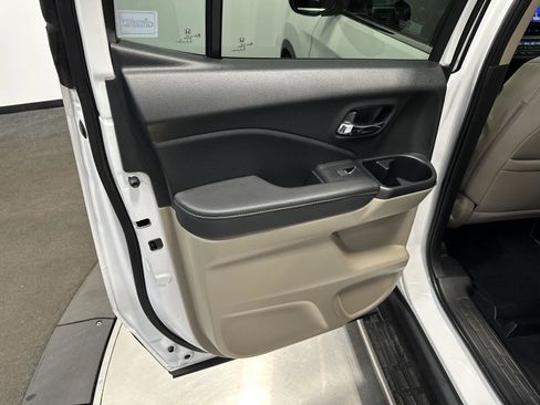 Certified 2023 Honda Ridgeline RTL image 24