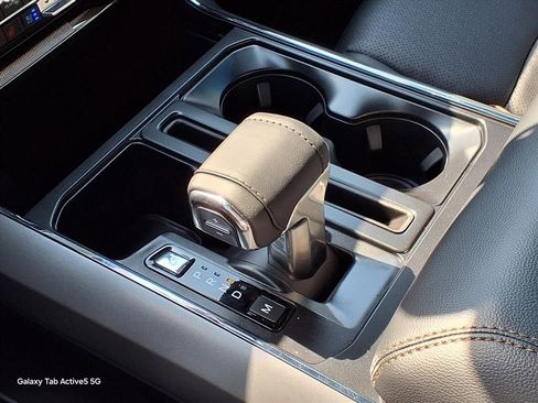 New 2025 Ford F150 Lariat w/ Equipment Group 501A Mid image 16