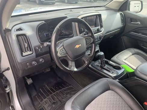 Used 2017 Chevrolet Colorado Z71 AWD/4WD image 10