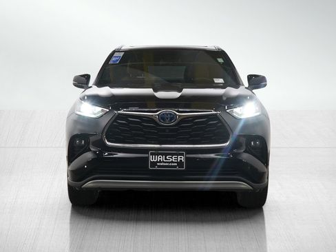 Used 2021 Toyota Highlander Platinum image 8