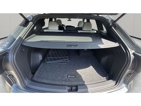 Used 2025 Volkswagen Atlas Cross Sport SEL Premium R-Line image 12