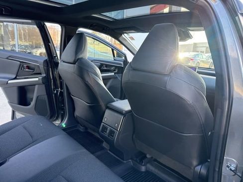 Used 2024 Toyota bZ4X XLE image 31