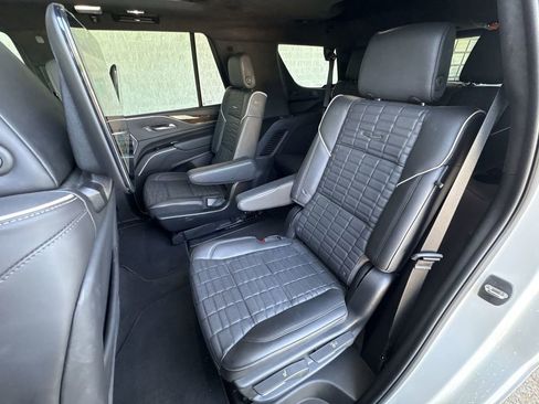Certified 2024 Cadillac Escalade Premium Luxury Platinum w/ Heavy-Duty Trailer Package AWD/4WD image 26