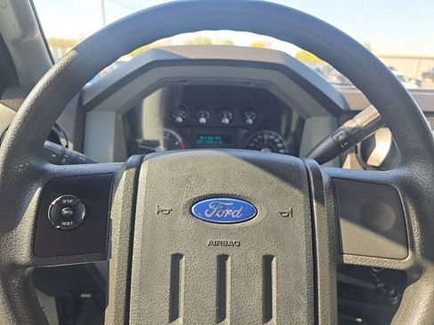Used 2013 Ford F250 XL RWD image 19