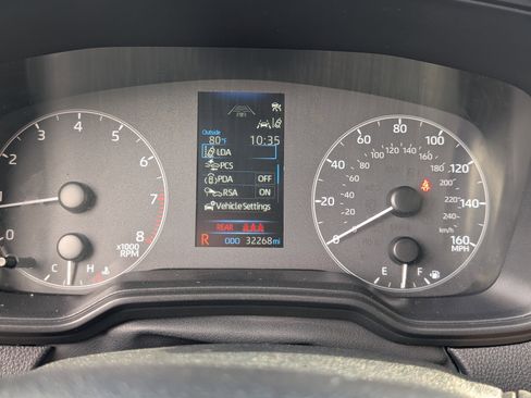 Used 2024 Toyota Corolla SE image 25