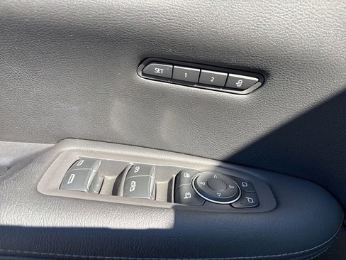 Used 2022 Cadillac XT5 Premium Luxury FWD image 15