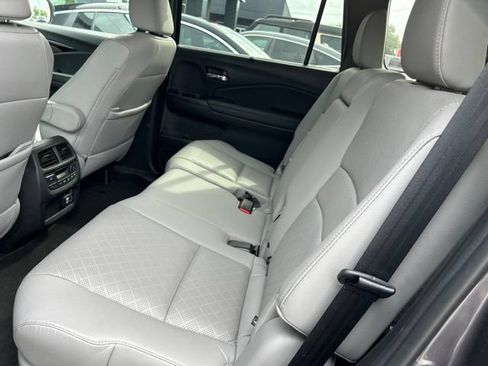 Used 2021 Honda Passport Touring image 11
