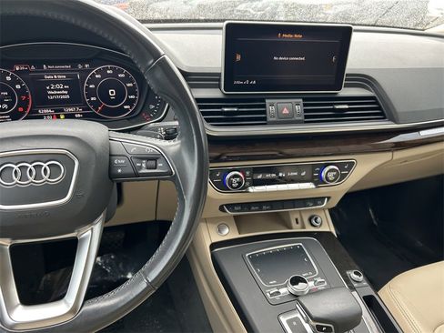 Used 2018 Audi Q5 2.0T Premium image 18