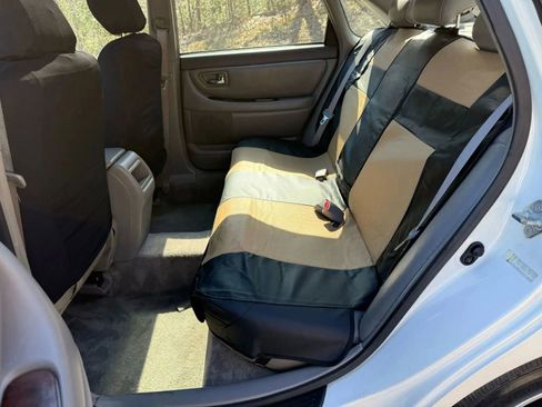 Used 2001 Toyota Avalon XL image 19