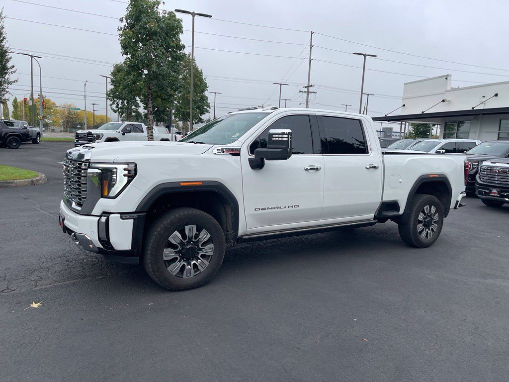Used 2025 GMC Sierra 3500 Denali w/ Denali Reserve Package AWD/4WD image 1