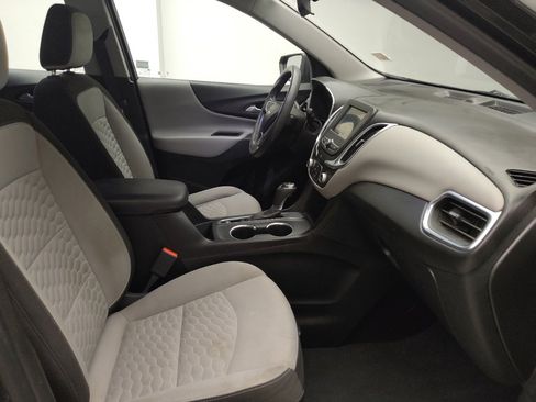 Used 2019 Chevrolet Equinox LS FWD image 21