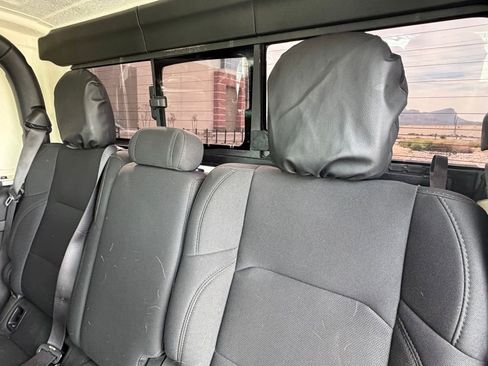 Used 2020 Jeep Gladiator Sport w/ Quick Order Package 24S image 14