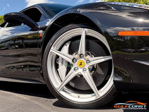 Used 2012 Ferrari 458 Italia Coupe RWD image 67