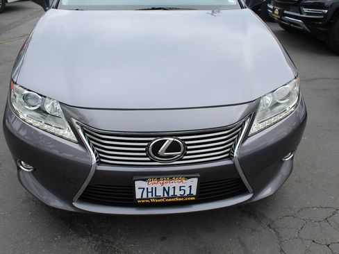 Used 2015 Lexus ES 350 w/ Luxury Package image 9