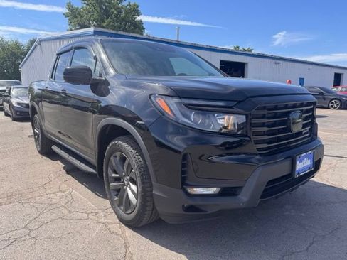 Used 2023 Honda Ridgeline Sport image 8