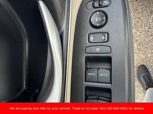 Used 2019 Honda CR-V Touring image 12