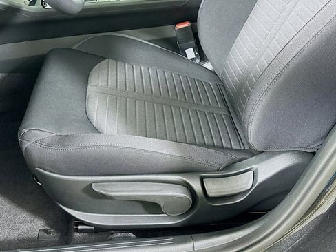 New 2025 Kia K5 LXS image 21