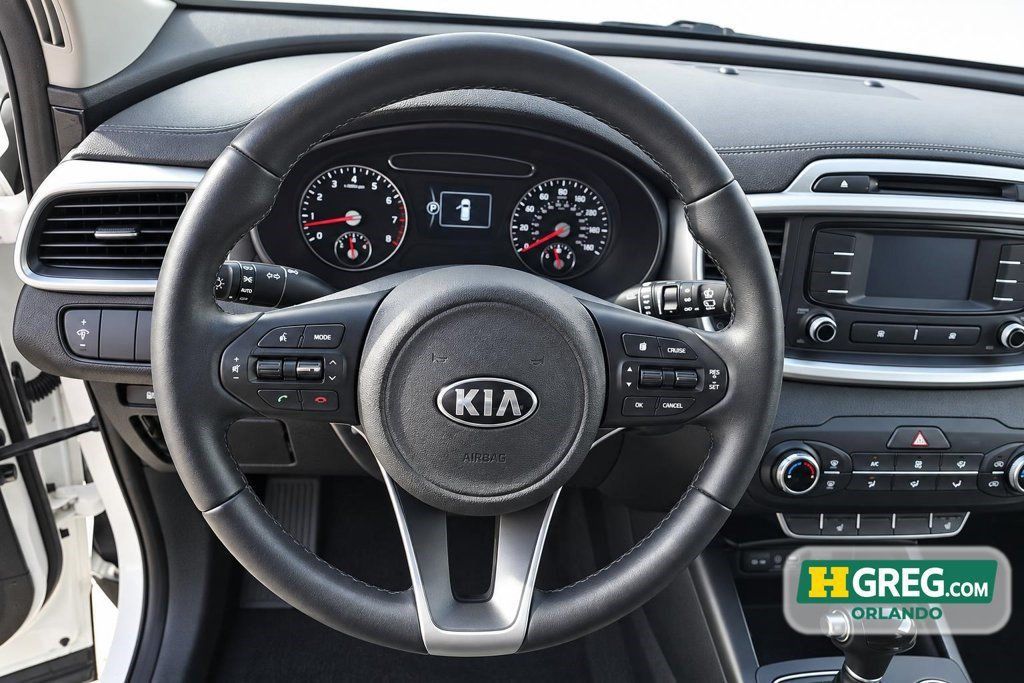 Used 2016 Kia Sorento AWD w/ LX Convenience Package image 13