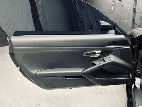 Used 2016 Porsche Cayman RWD image 21