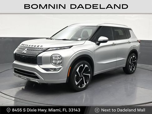 Used 2024 Mitsubishi Outlander SEL FWD image 1