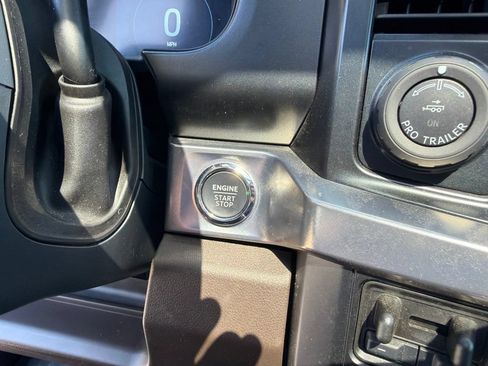 Used 2024 Ford F250 King Ranch AWD/4WD image 22