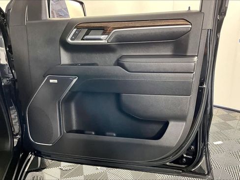 Certified 2023 GMC Sierra 1500 Elevation w/ Preferred Package image 20