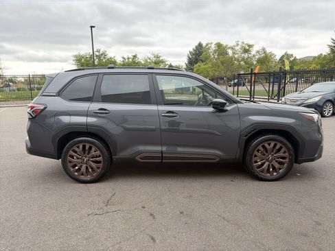 Used 2025 Subaru Forester Sport w/ Popular Package #1 AWD/4WD image 4