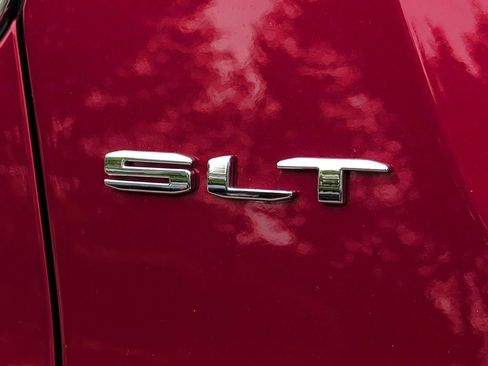 Used 2021 GMC Acadia SLT w/ Premium Package AWD/4WD image 45