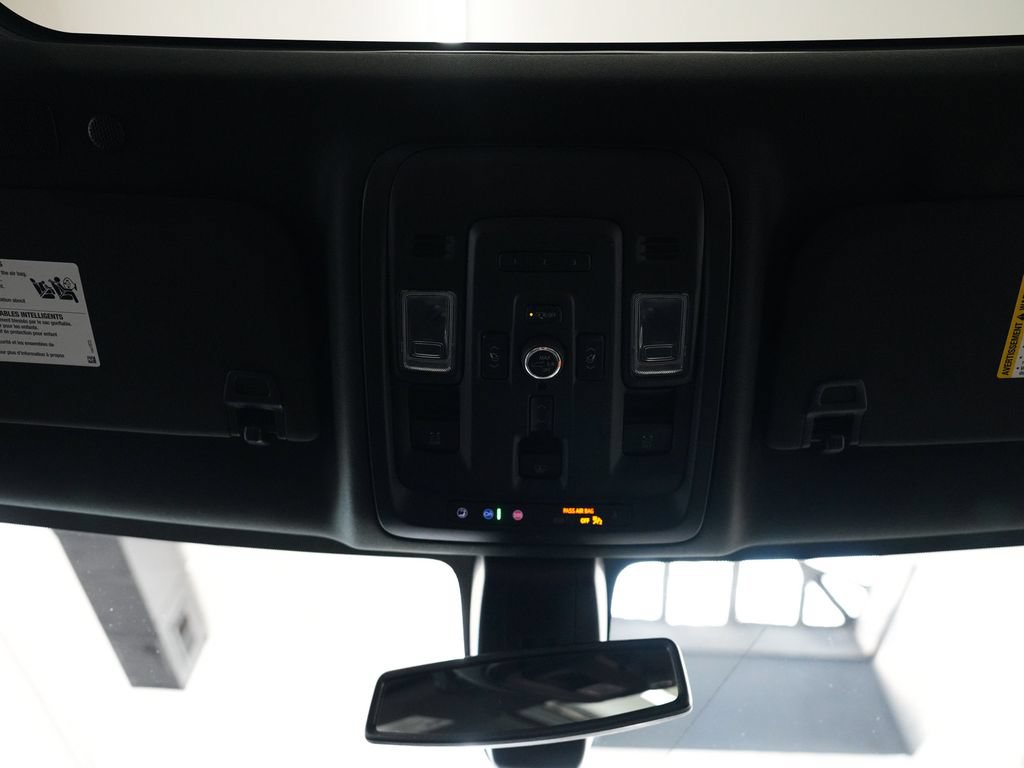 Used 2022 GMC Yukon XL Denali AWD/4WD image 41
