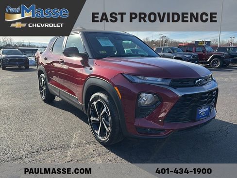 Certified 2022 Chevrolet TrailBlazer RS w/ Sun and Liftgate Package image 3