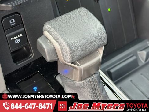 Used 2024 Toyota Tundra Limited image 21