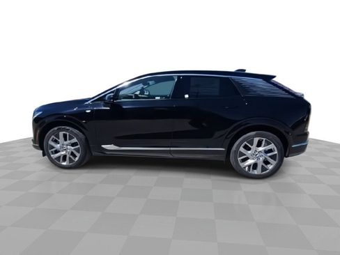 New 2025 Cadillac Optiq Luxury 1 image 61