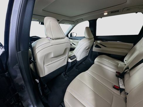 Used 2023 INFINITI QX60 Sensory w/ Vision Package image 24