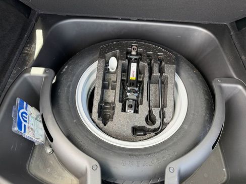 Used 2018 Jeep Grand Cherokee Limited AWD/4WD image 20